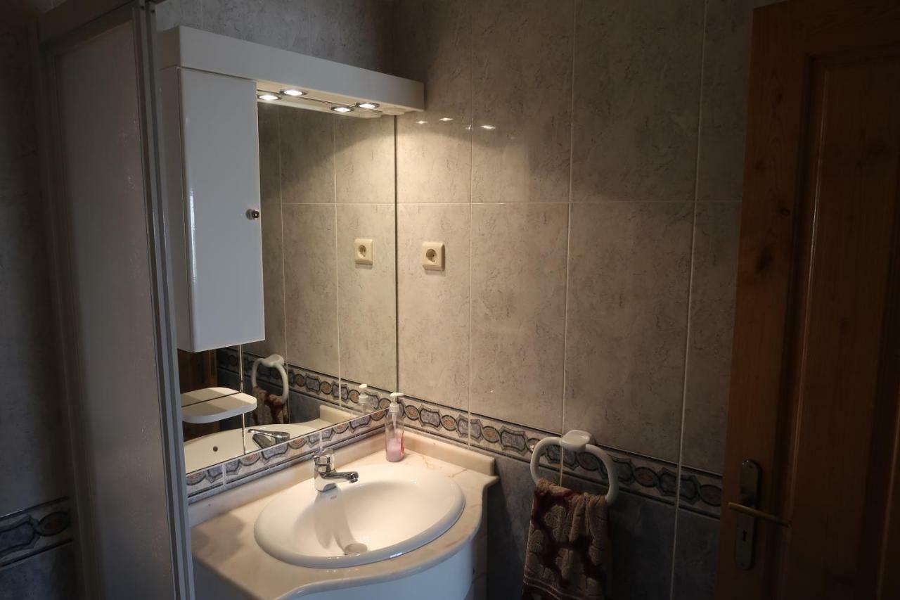 Apartament Apartamento Com Piscina Perto Da Praia Esposende Zewnętrze zdjęcie